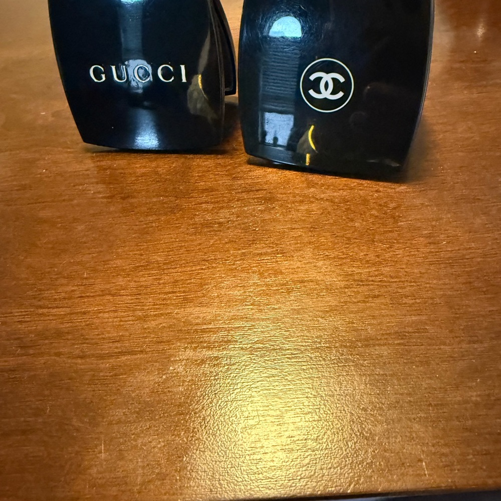 Gucci Black mirrors